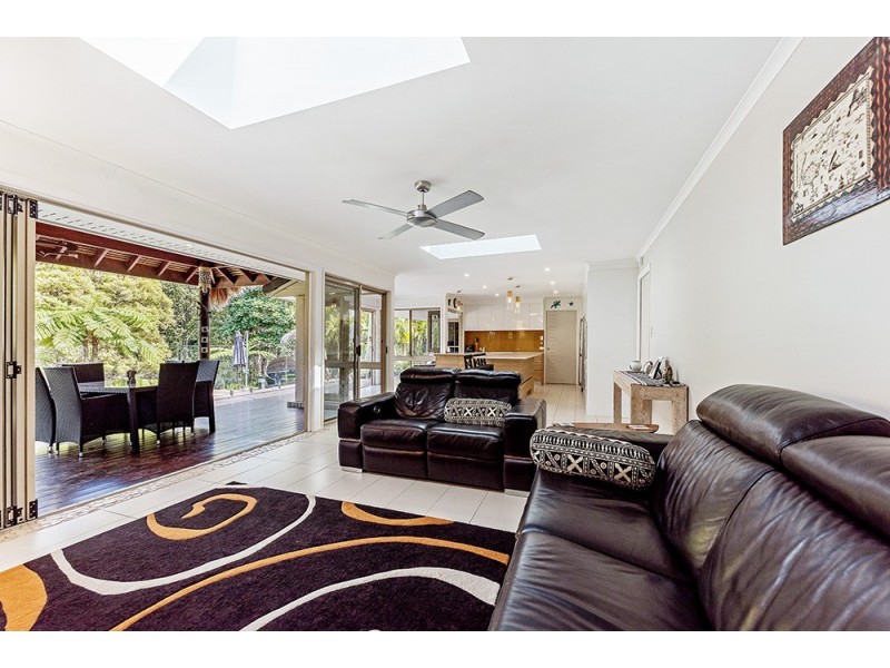 18 Carnoustie Court, Robina QLD 4226