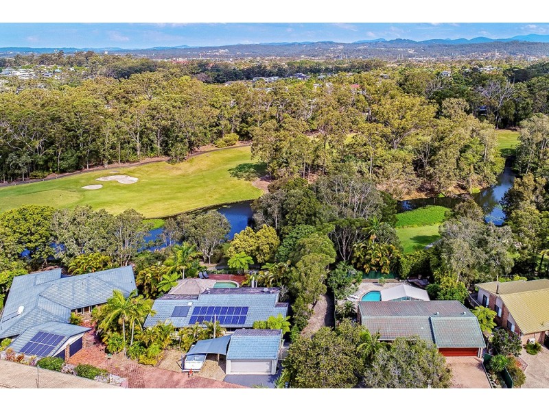 18 Carnoustie Court, Robina QLD 4226