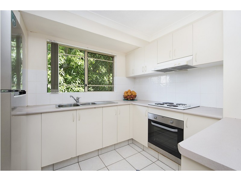 1/22-24 Gray Street, Southport QLD 4215