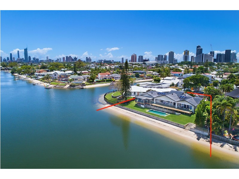 19 Alma Street, Broadbeach Waters QLD 4218
