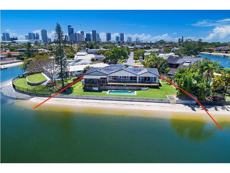 19 Alma Street, Broadbeach Waters QLD 4218