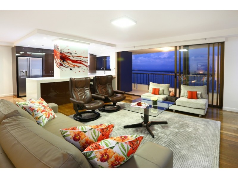 109/17 Bayview Street, Runaway Bay QLD 4216