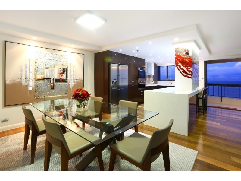 109/17 Bayview Street, Runaway Bay QLD 4216