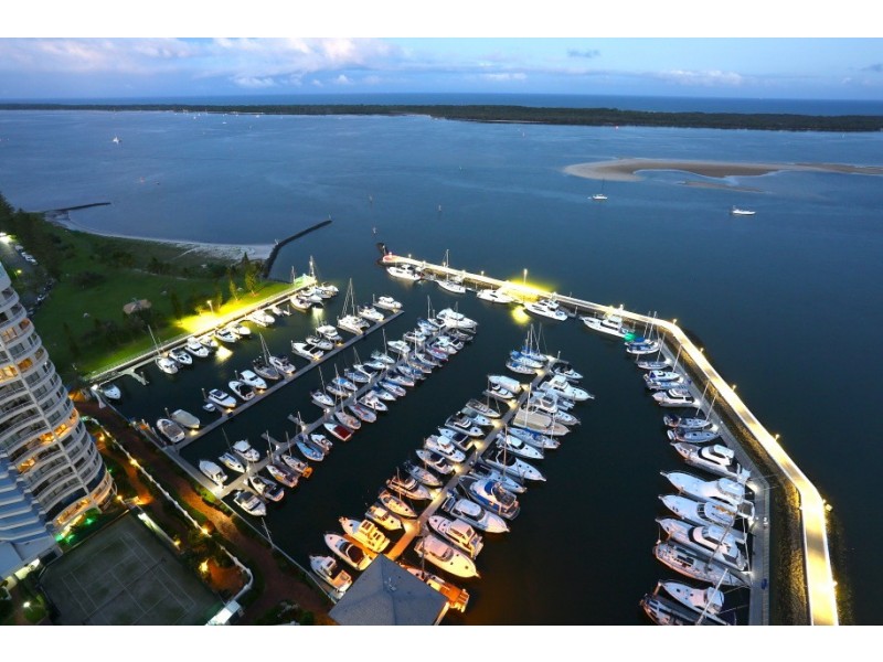 109/17 Bayview Street, Runaway Bay QLD 4216