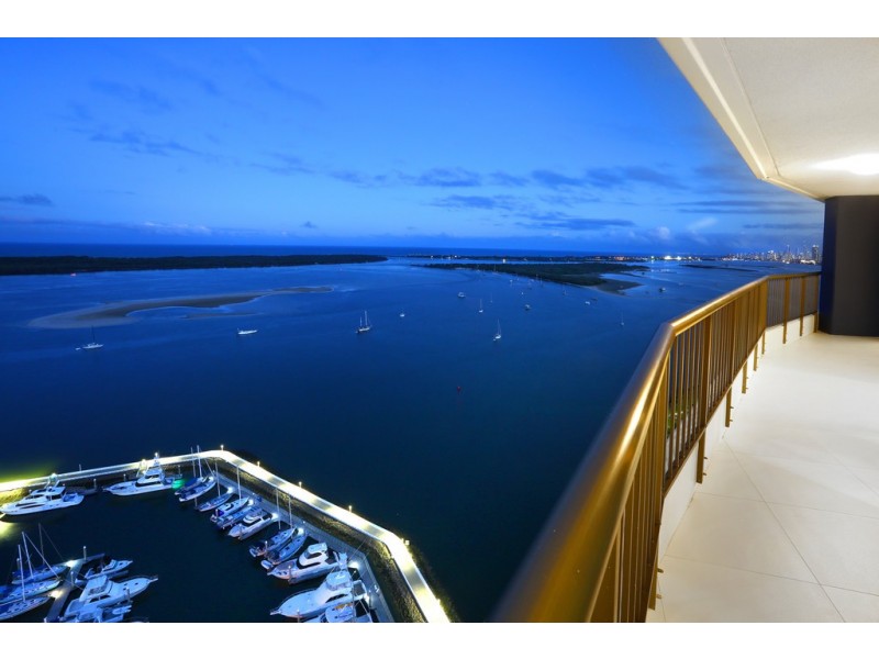 109/17 Bayview Street, Runaway Bay QLD 4216