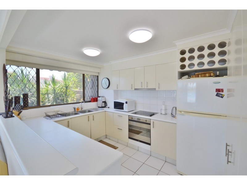 4/1 Point Bennelong – 1 Peninsular Drive, Surfers Paradise QLD 4217