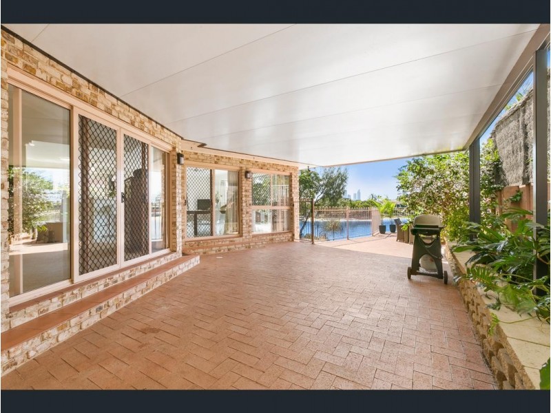 24 Village High Road, Benowa QLD 4217