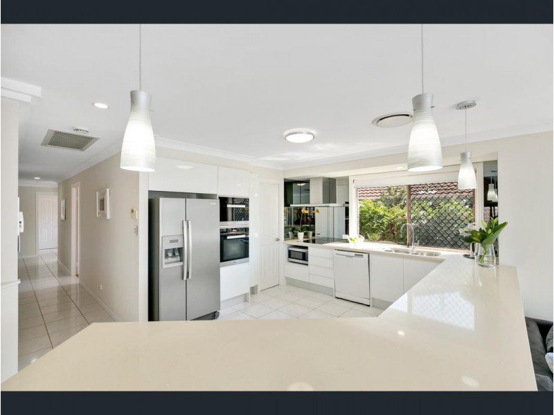 24 Village High Road, Benowa QLD 4217