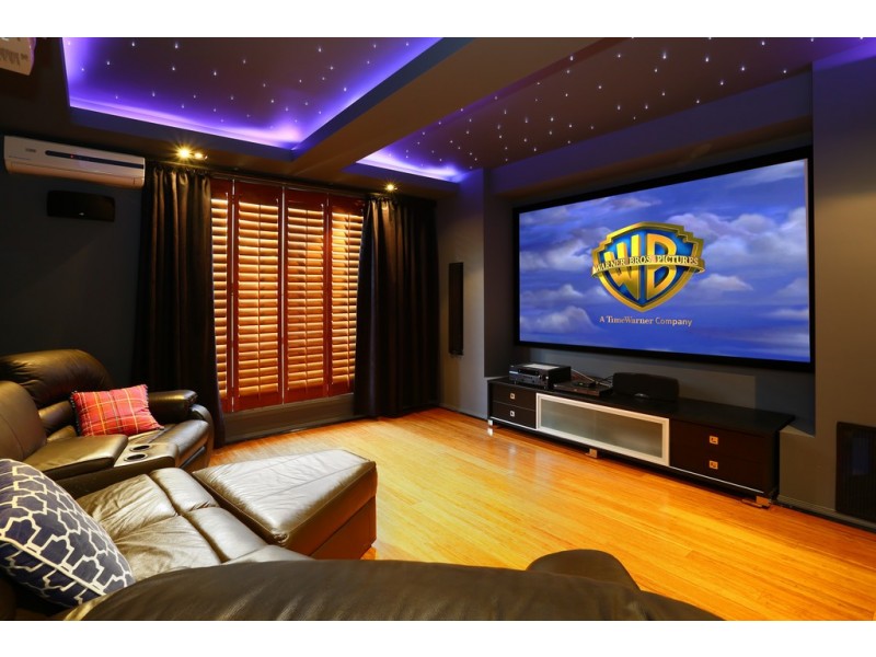 7 Ipsley Drive, Broadbeach Waters QLD 4218