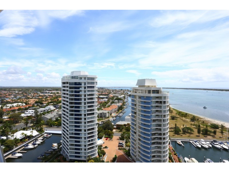 77/17 Bayview Street, Runaway Bay QLD 4216