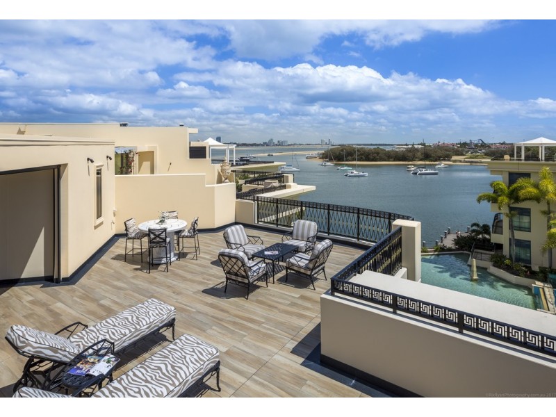 Penthouse ”Palazzo Versace” Seaworld Drive, Main Beach QLD 4217