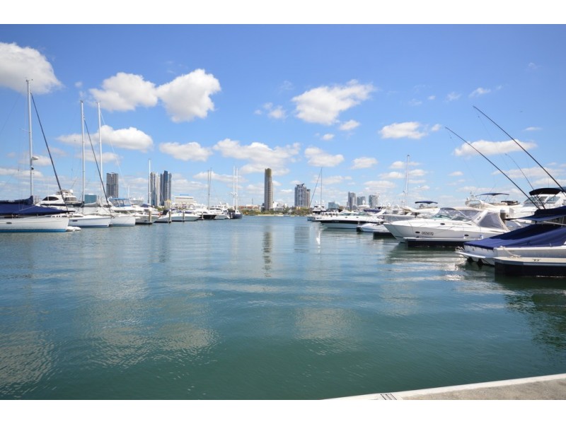 Penthouse ”Palazzo Versace” Seaworld Drive, Main Beach QLD 4217