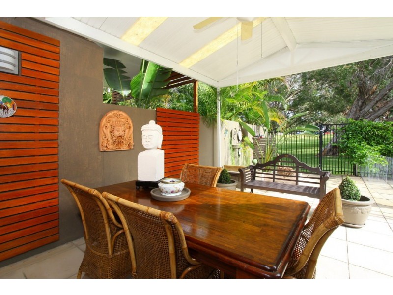 1/8 Wildwood Court, Surfers Paradise QLD 4217