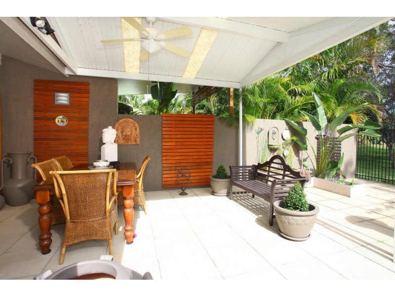 1/8 Wildwood Court, Surfers Paradise QLD 4217