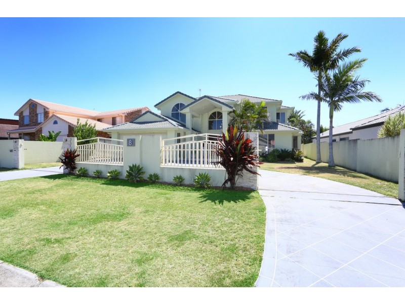 8 Seabreeze Street, Paradise Point QLD 4216