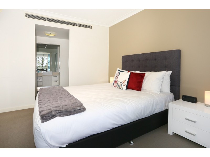 516/430 ‘Silvershore’ Marine Parade, Biggera Waters QLD 4216