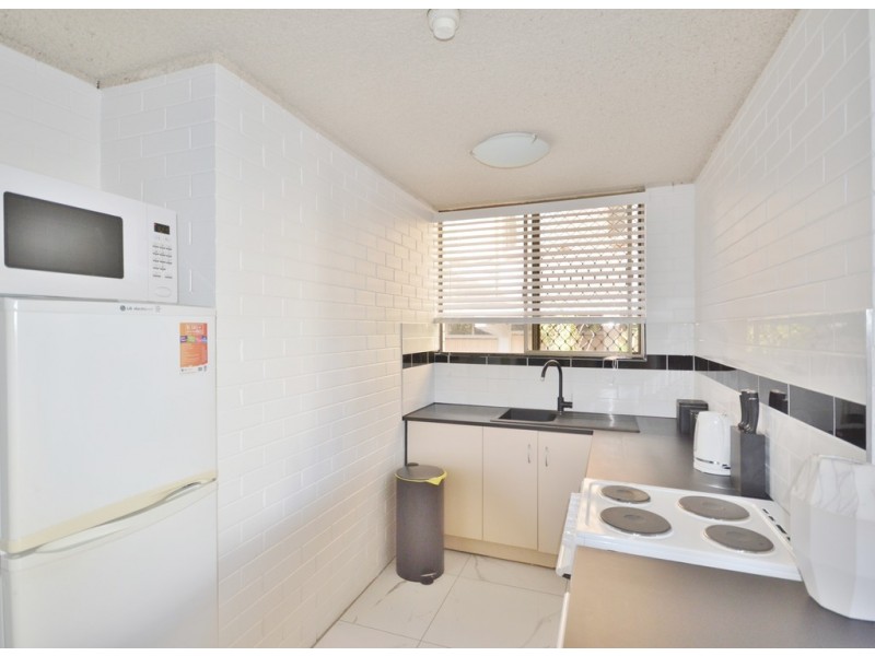 7/21 Old Burleigh Rd, Surfers Paradise QLD 4217