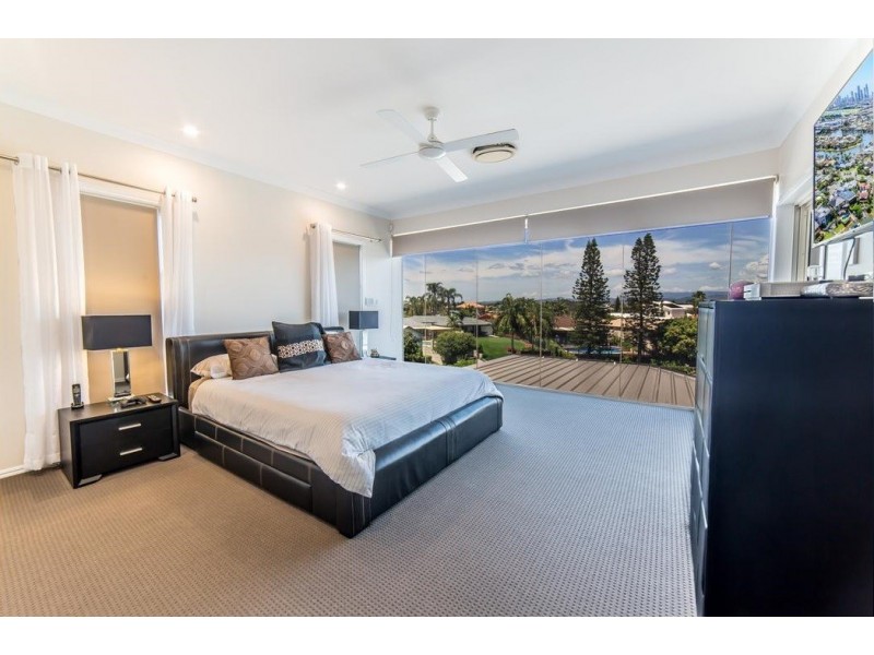 6 Adler Court, Benowa Waters QLD 4217