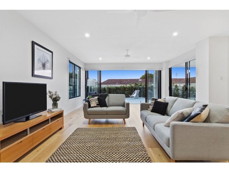 6 Maxwell Brown Drive, Southport QLD 4215