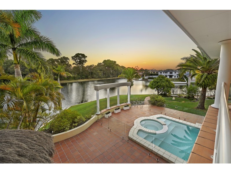 95/40 Cotlew Street East, Southport QLD 4215