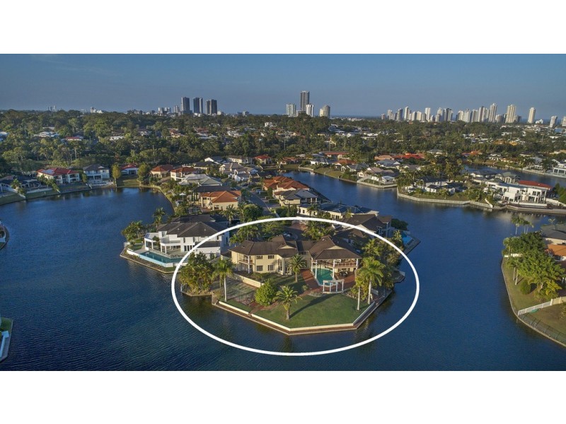 95/40 Cotlew Street East, Southport QLD 4215