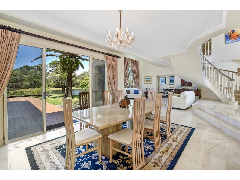 95/40 Cotlew Street East, Southport QLD 4215