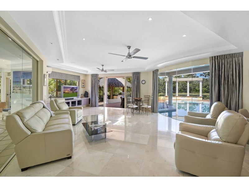 95/40 Cotlew Street East, Southport QLD 4215