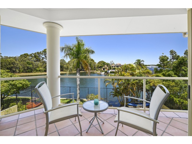 95/40 Cotlew Street East, Southport QLD 4215