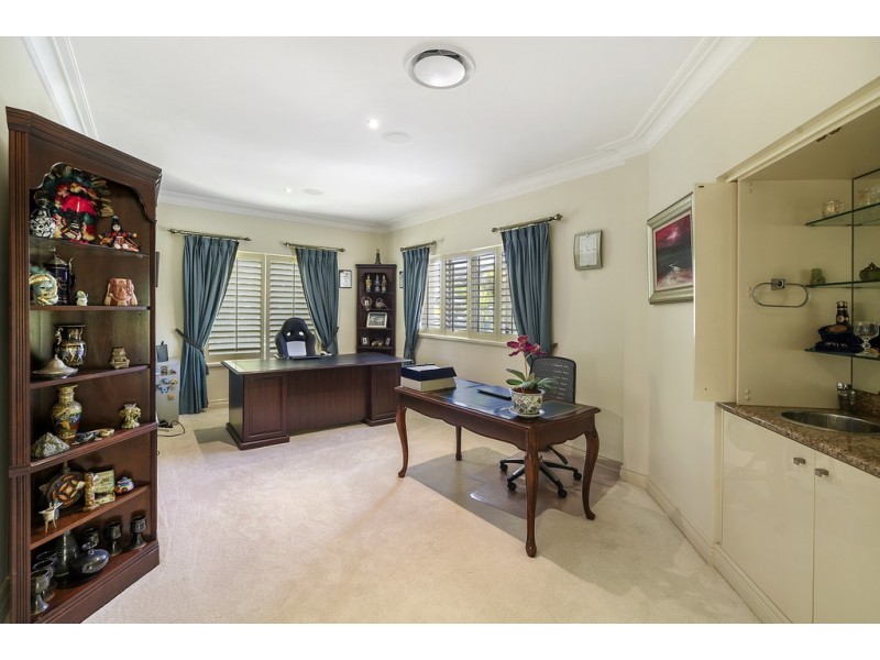 95/40 Cotlew Street East, Southport QLD 4215