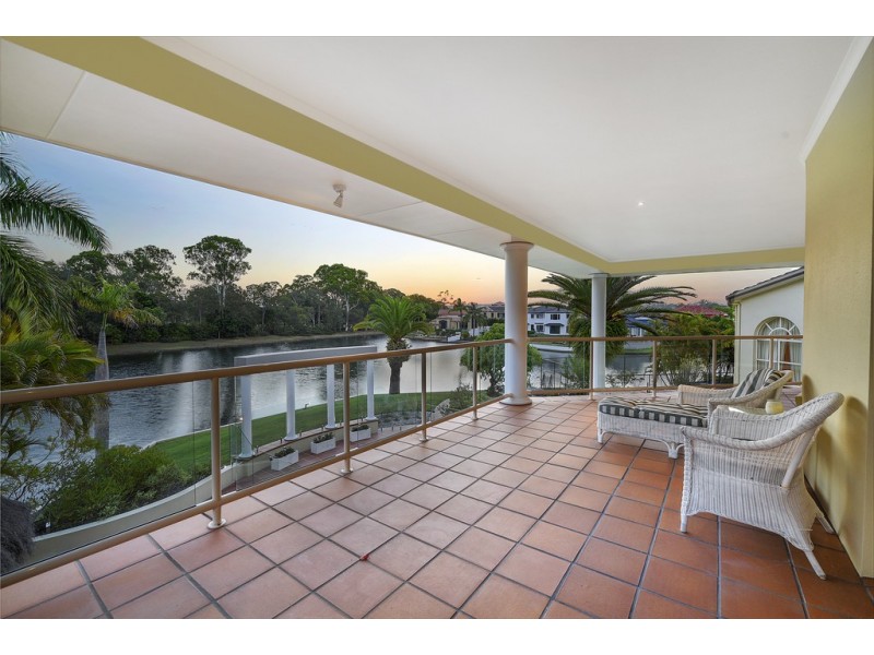 95/40 Cotlew Street East, Southport QLD 4215