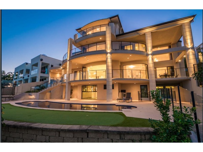 Benowa Waters QLD 4217