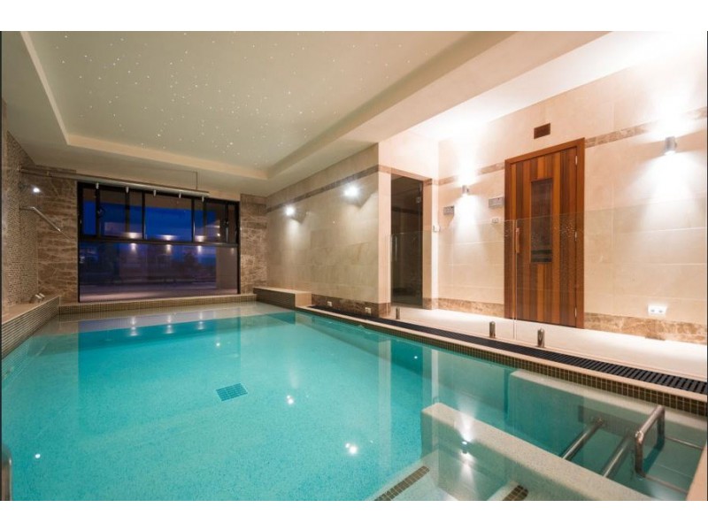 Benowa Waters QLD 4217