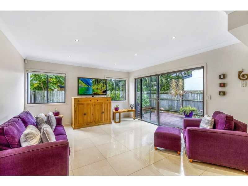 1/46 Bayview Street, Runaway Bay QLD 4216