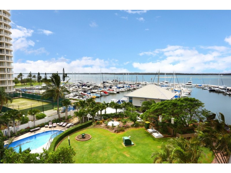 12/17 Bayview Street, Runaway Bay QLD 4216