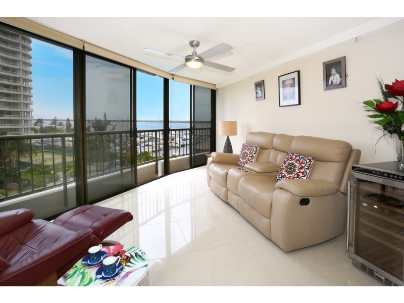 12/17 Bayview Street, Runaway Bay QLD 4216