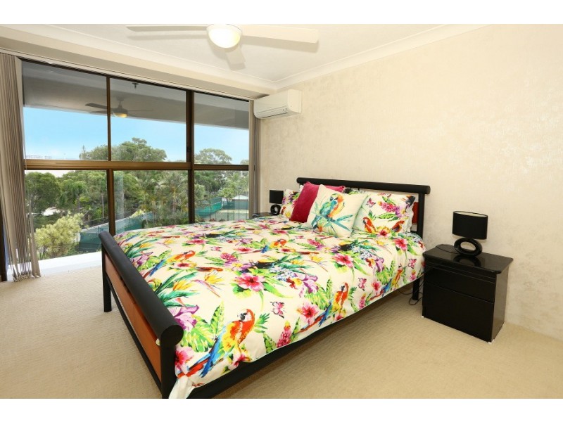 12/17 Bayview Street, Runaway Bay QLD 4216