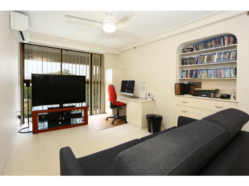 12/17 Bayview Street, Runaway Bay QLD 4216