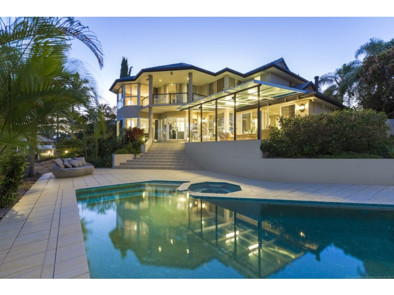 21 Cheval Ct, Benowa Waters QLD 4217