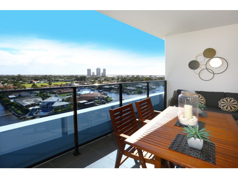 1804/5 “Waterpoint” Harbour Side Court, Biggera Waters QLD 4216