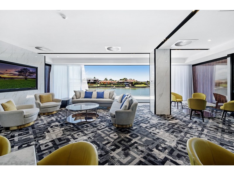 1804/5 “Waterpoint” Harbour Side Court, Biggera Waters QLD 4216