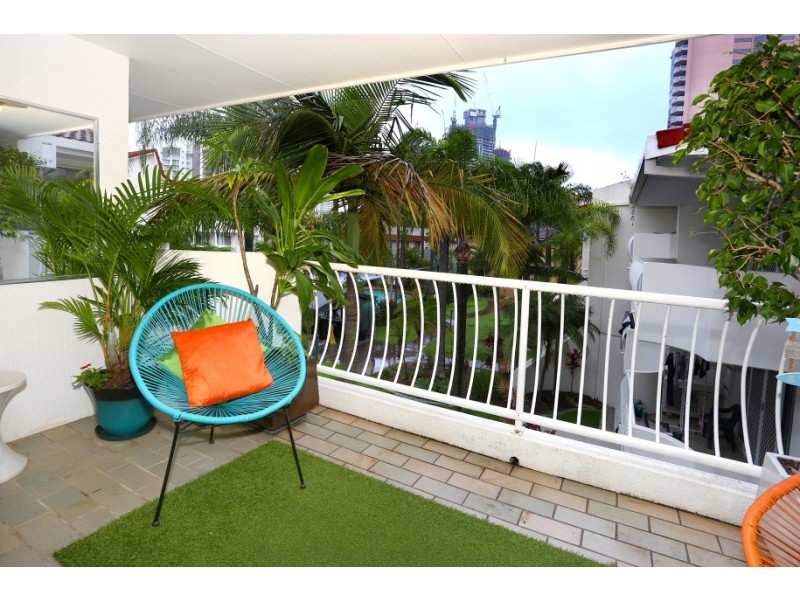 22/17 Genoa Court, Surfers Paradise QLD 4217