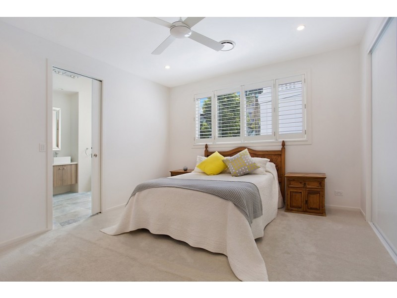 17 Nathan Street, Burleigh Heads QLD 4220