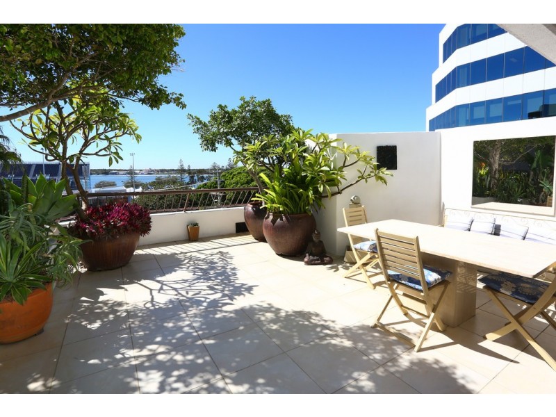 6/66 Marine Parade, Southport QLD 4215