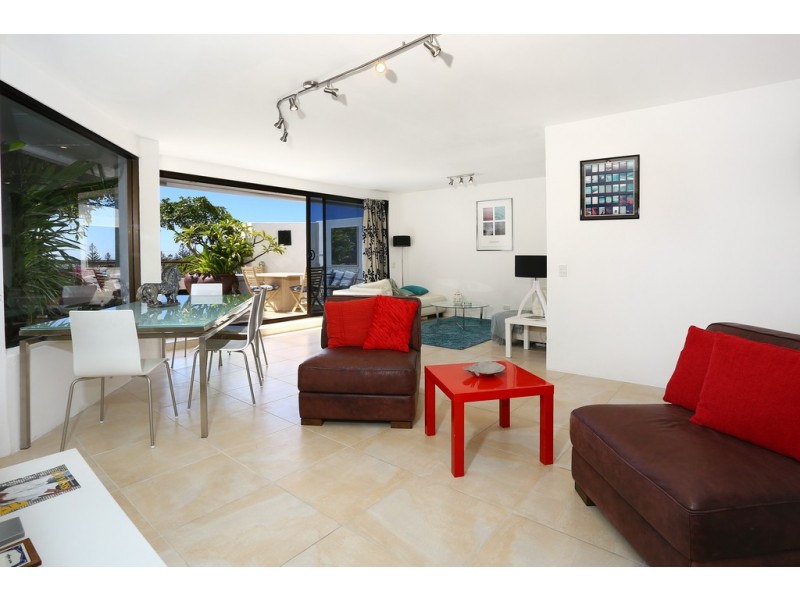 6/66 Marine Parade, Southport QLD 4215