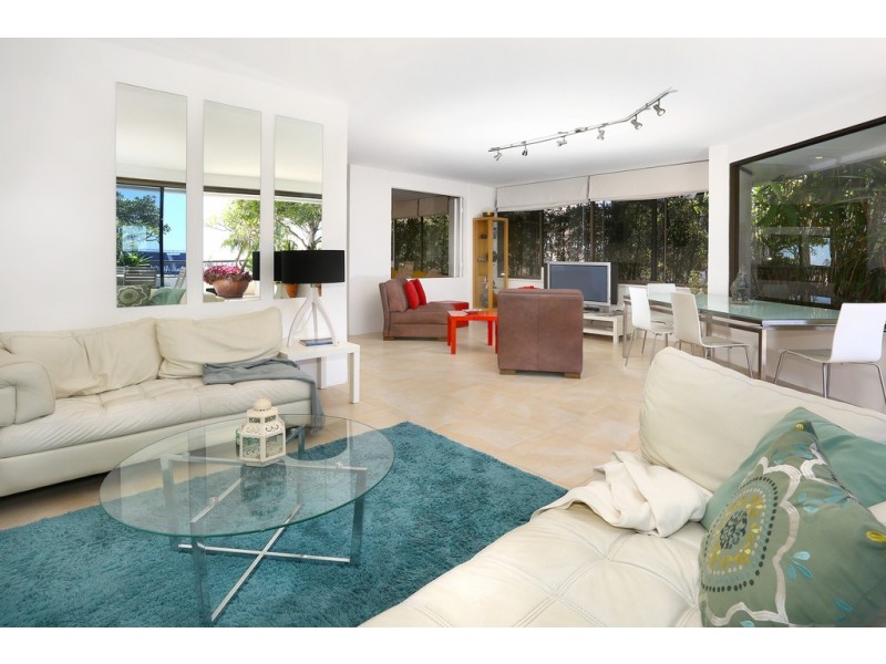 6/66 Marine Parade, Southport QLD 4215