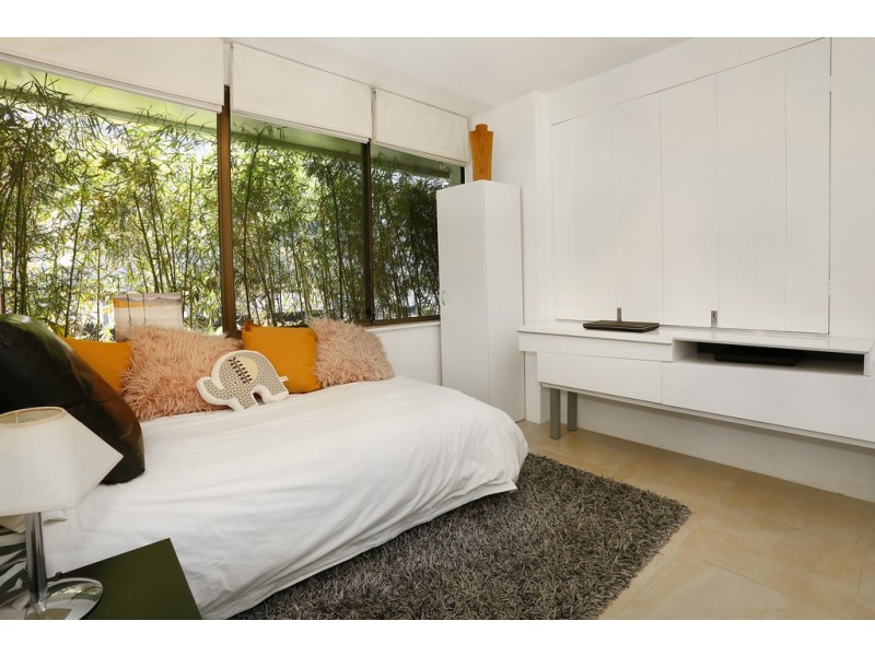 6/66 Marine Parade, Southport QLD 4215