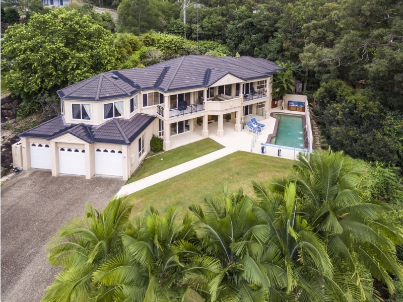 5-7 Seascape Court, Tallai QLD 4213