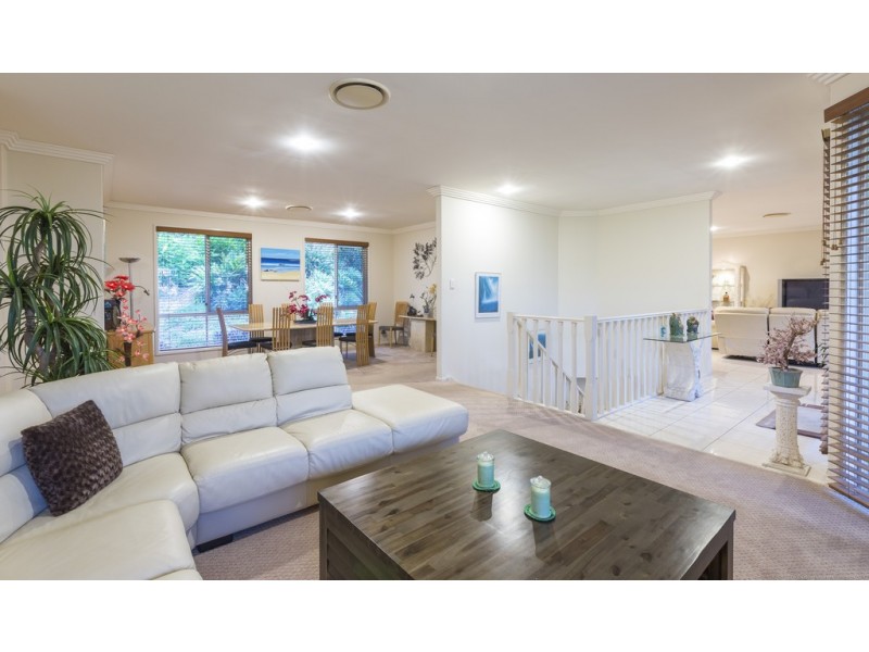 5-7 Seascape Court, Tallai QLD 4213