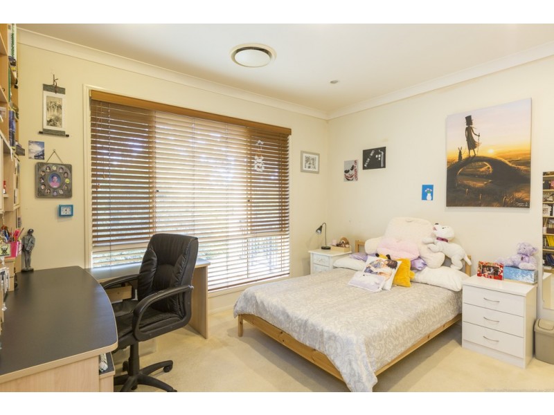 5-7 Seascape Court, Tallai QLD 4213