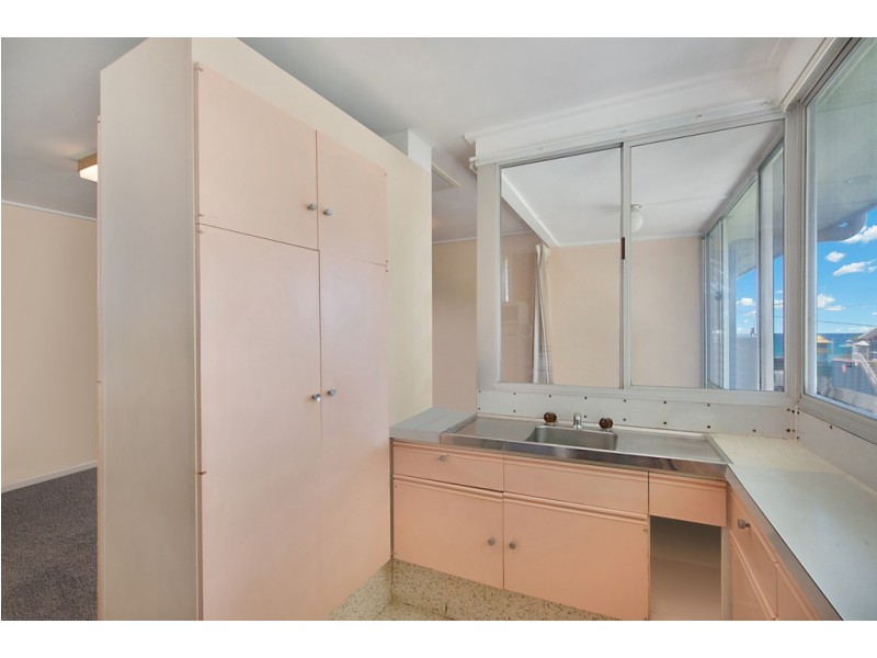 6/5 Thornton Street, Surfers Paradise QLD 4217